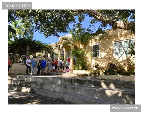 开云Kaiyun官方首页带你走进奢华世界，领略品牌的最新潮流款式与设计理念